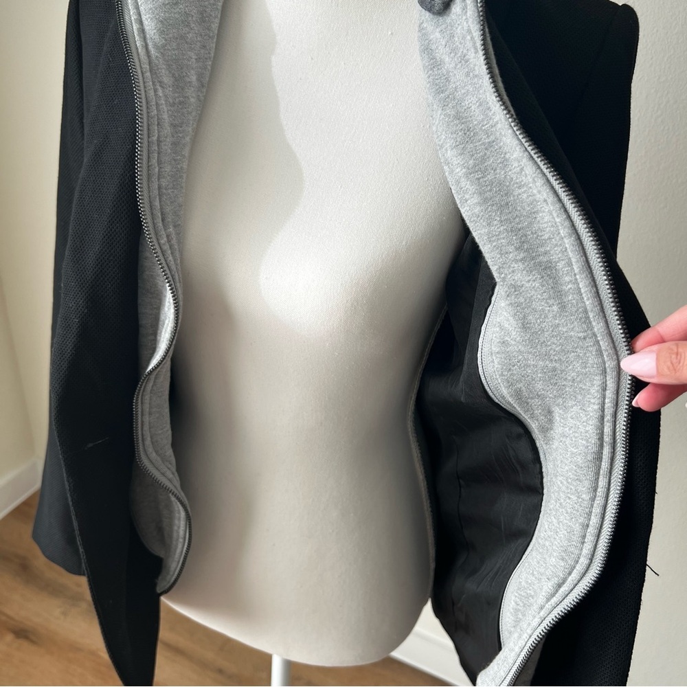 Cynthia Rowley Blazer - Picture 5 of 12